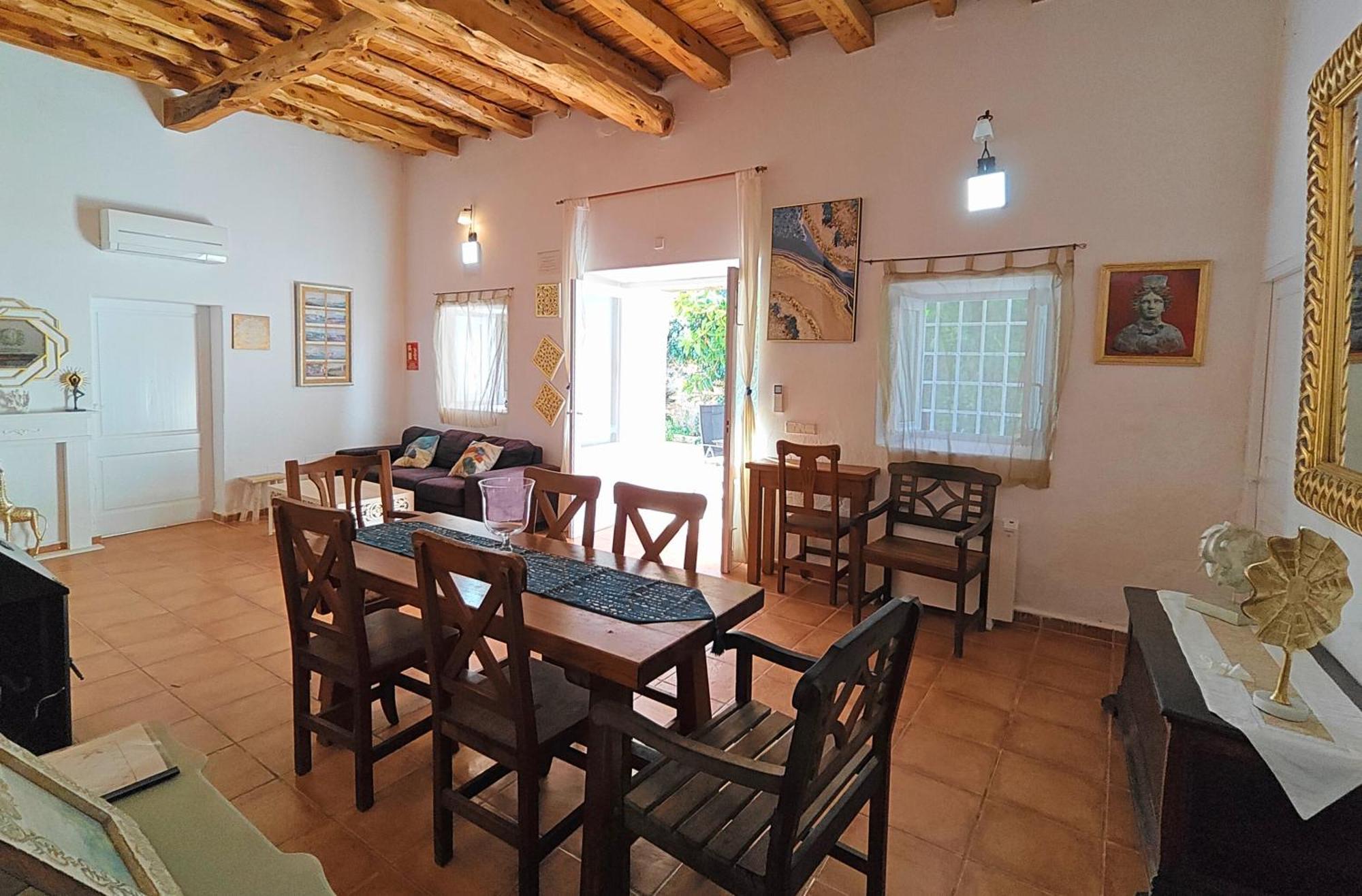 Villa Can Mestreso Suite Ibiza ซานต์โจอัน เดอ ลาบริตจา ภายนอก รูปภาพ