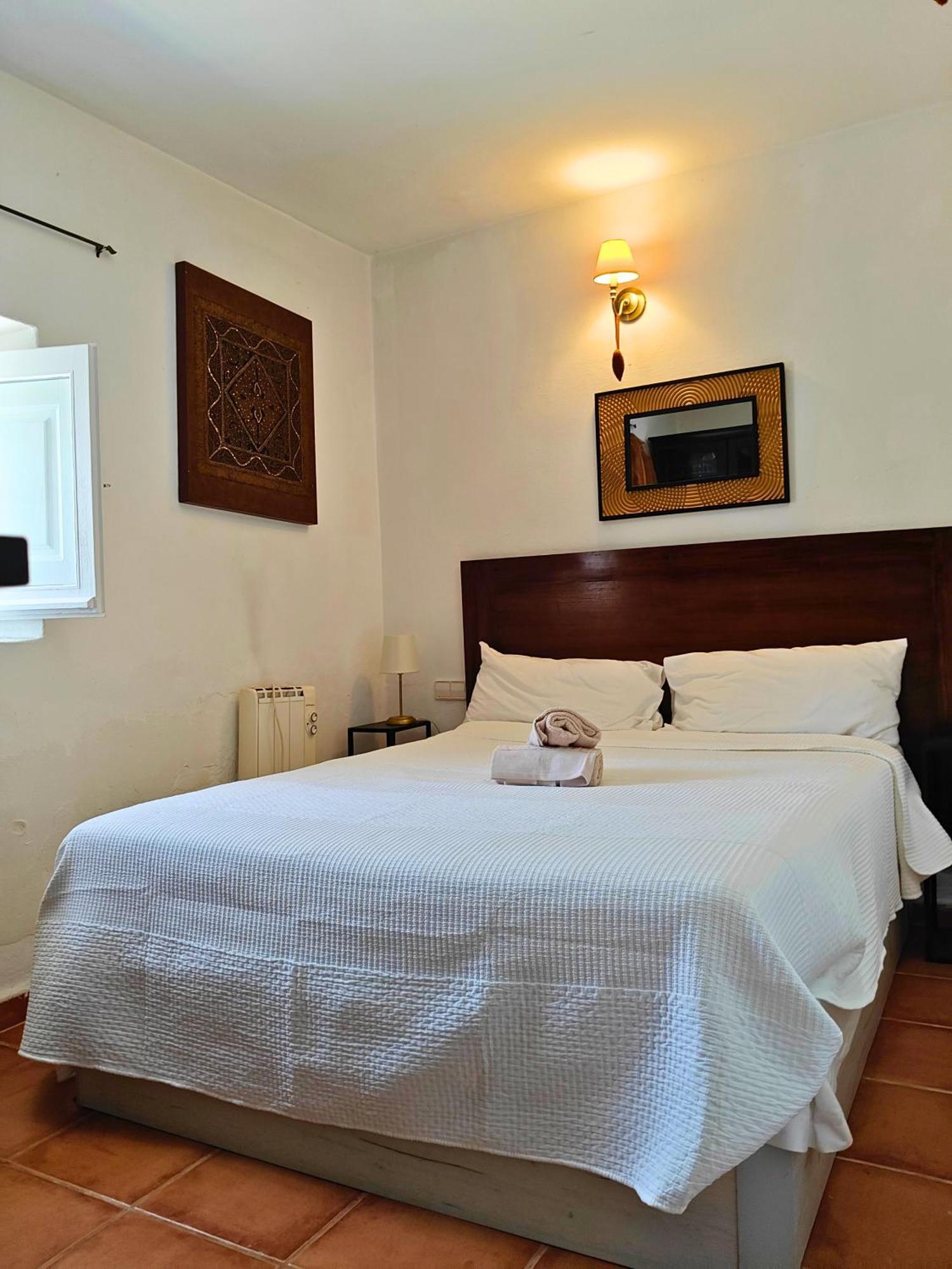 Villa Can Mestreso Suite Ibiza ซานต์โจอัน เดอ ลาบริตจา ภายนอก รูปภาพ
