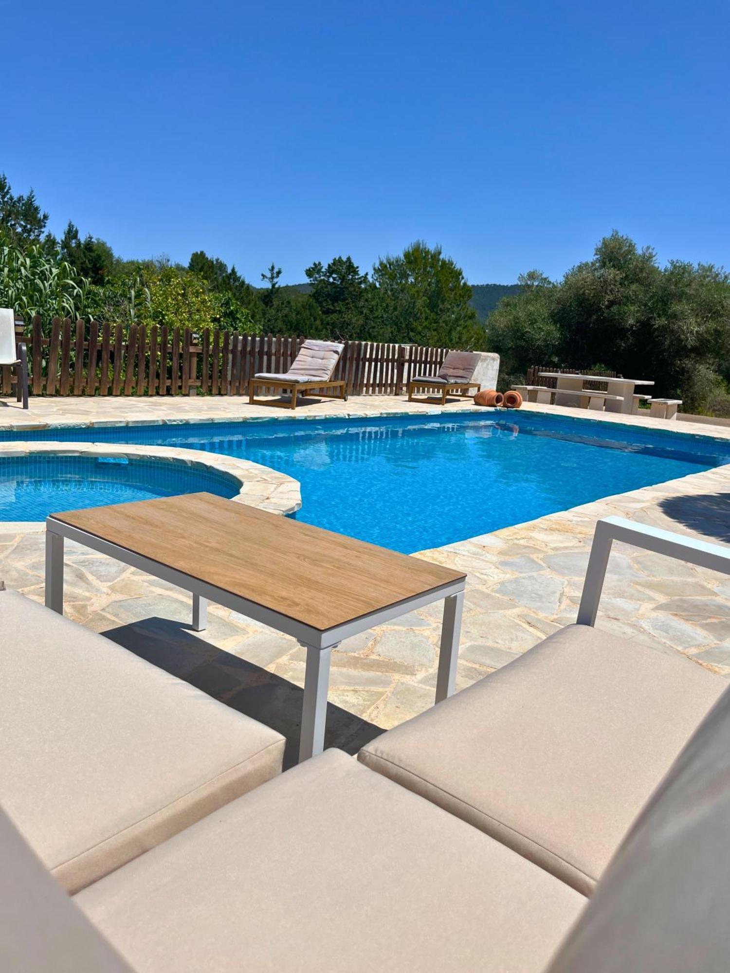 Villa Can Mestreso Suite Ibiza ซานต์โจอัน เดอ ลาบริตจา ภายนอก รูปภาพ