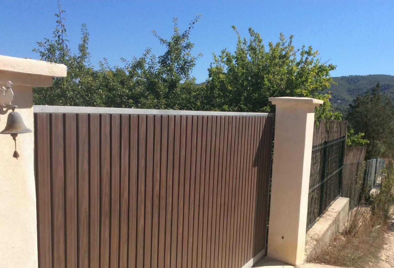 Villa Can Mestreso Suite Ibiza ซานต์โจอัน เดอ ลาบริตจา ภายนอก รูปภาพ